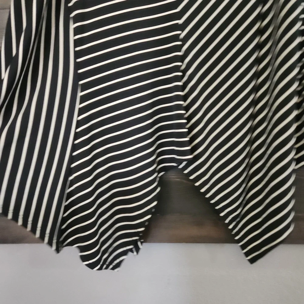 Chicos Easywear Striped Handkerchief Hem Maxi Skirt Black White Size 1 M 8